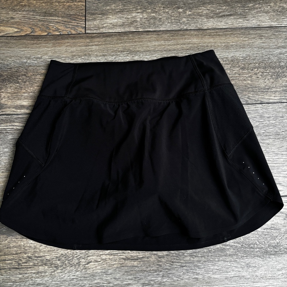 Athleta Run with It 14” Black Skort Skirt Pockets Sz XS